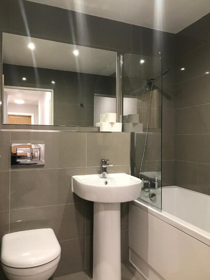 Apartments Heathrow - Hounslow Cranford Экстерьер фото