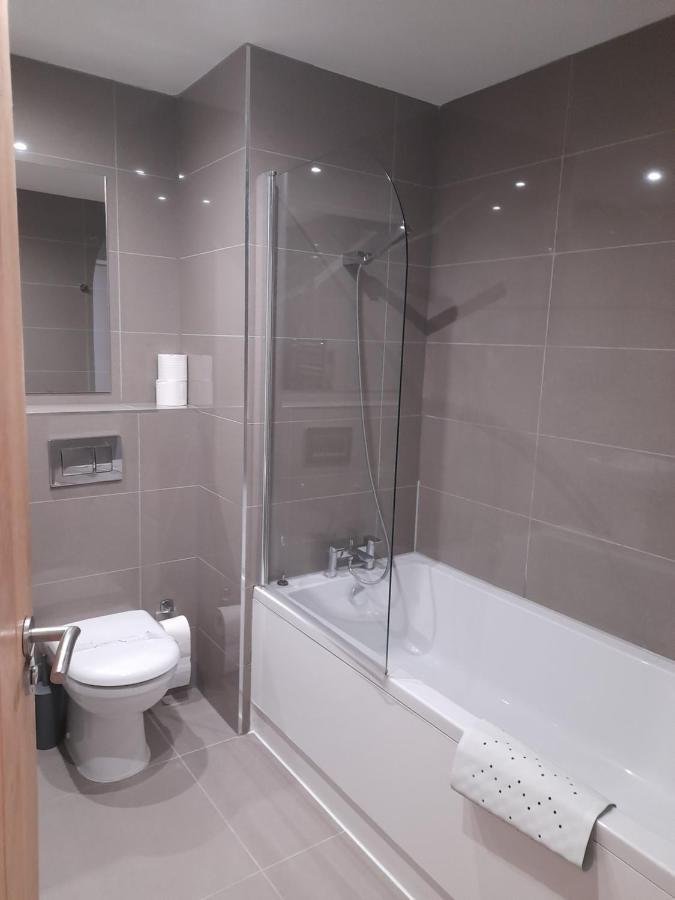 Apartments Heathrow - Hounslow Cranford Экстерьер фото